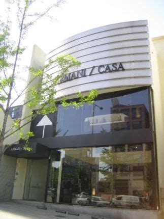 negozi armani in cina